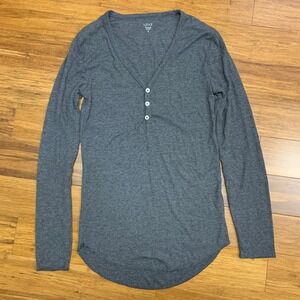 Gap Love TrueSleep Henley Top Womens‎ Small Gray Long Sleeve Ribbed Knit Casual